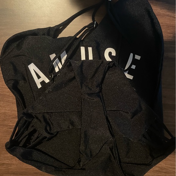 Brand : Amuse Society - Picture 6 of 7